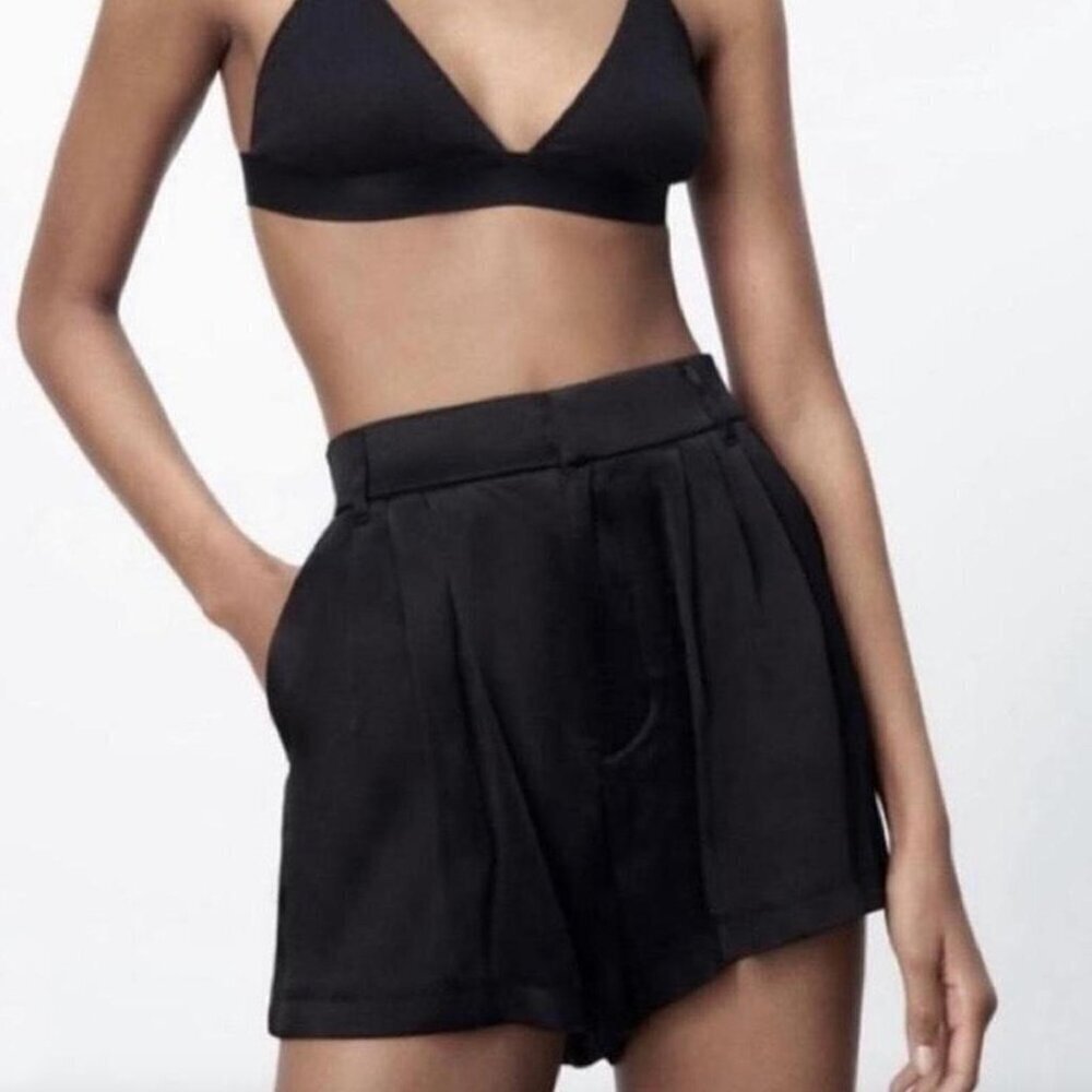 Zara Women's Pleated Black Satin Shorts Size XS